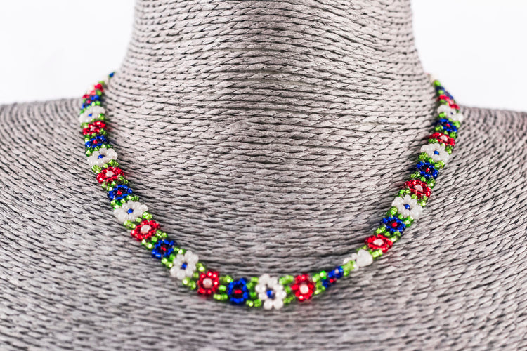Dainty Seed Beaded Flower Necklace - Fame Accessories